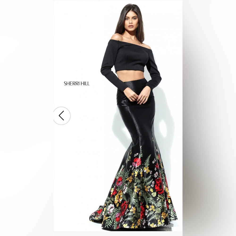 Sherri Hill Black Floral Pencil Skirt